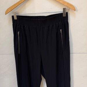 Athleta Women’s Cosmic Black Joggers with Zippered Pockets Small Tall